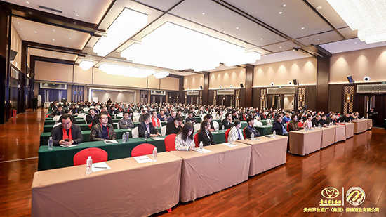 é_Ͼƣͬͬ£2021Ƚ(jng)N̴