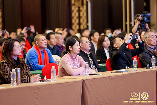 é_Ͼƣͬͬ£2021Ƚ(jng)N̴