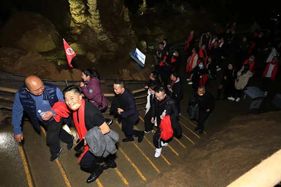 é_Ͼƣͬͬ£2021Ƚ(jng)N̕(hu)h