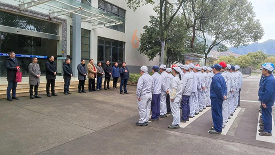 ҂LLL