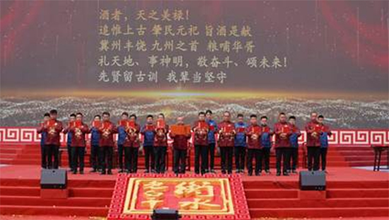 ӡ󡤺ˮϰ׸ɾĻ(ji)s2000e͹ͬҊCˮϰ׸ĻоԺƣ