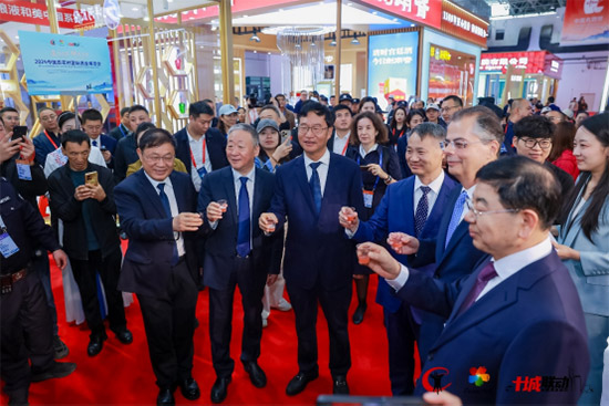 2025ЇӻHƘI(y)[(hu)ʢ_Ļ