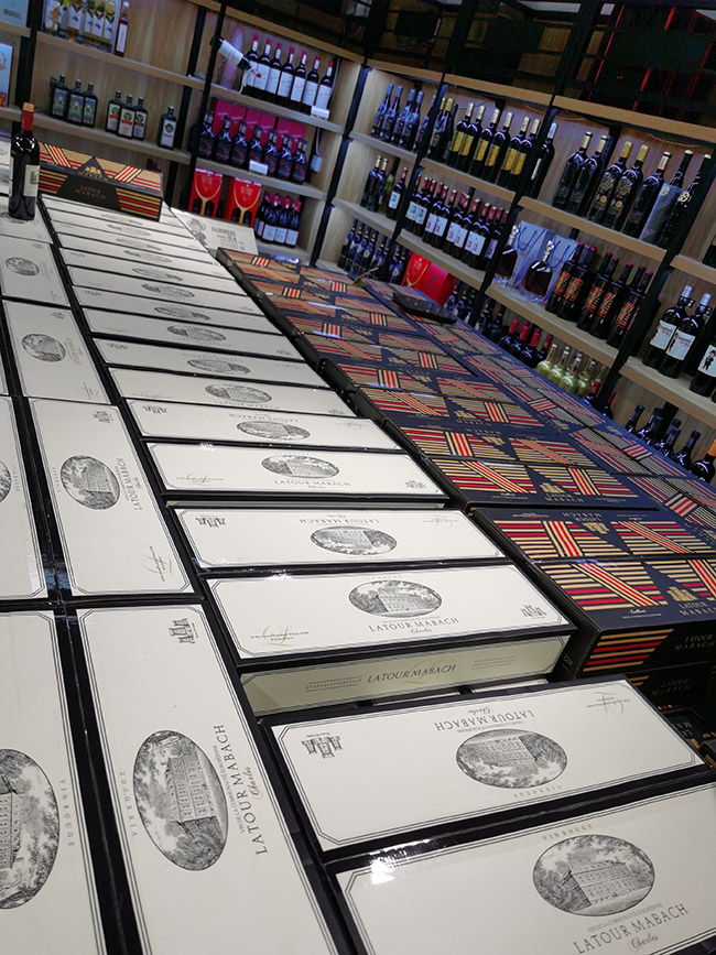 拉圖邁巴克查爾斯干紅葡萄酒【15°750ml】