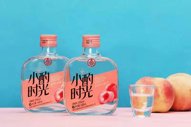 小酌時(shí)光牌蜜桃味露酒【20° 168ml】