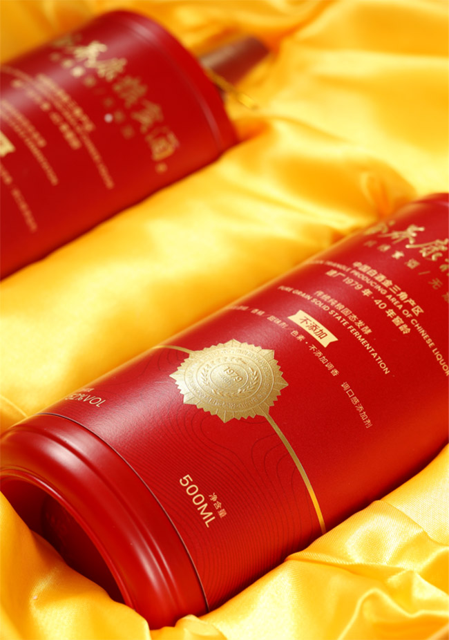 谷養(yǎng)康糧食酒紅年輪禮盒