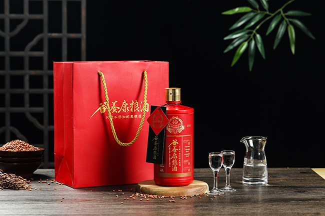 谷養(yǎng)康糧酒紅窖齡