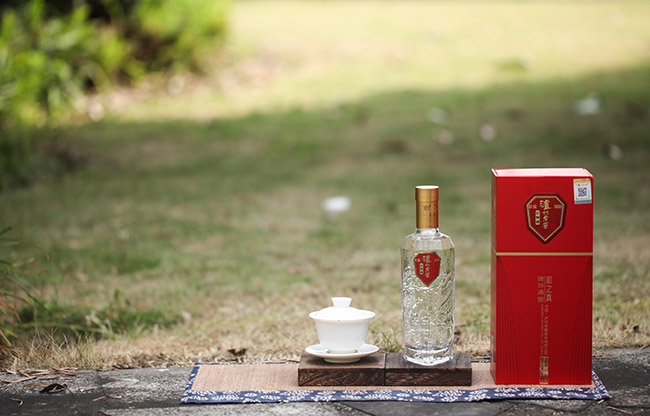 瀘州老窖·乾坤酒堡·和之真 濃香型【52° 500ml】