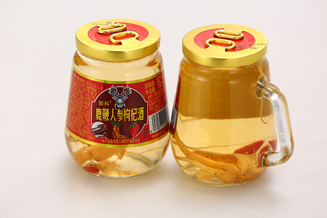 如科鹿鞭人參枸杞酒